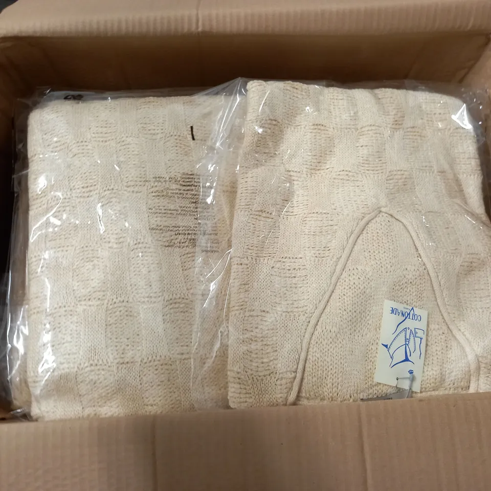 LOT OF 14 BAGGED AS NEW COTTON CREAM TEXTURED JUMPERS - SIZE UNSPECIFIED