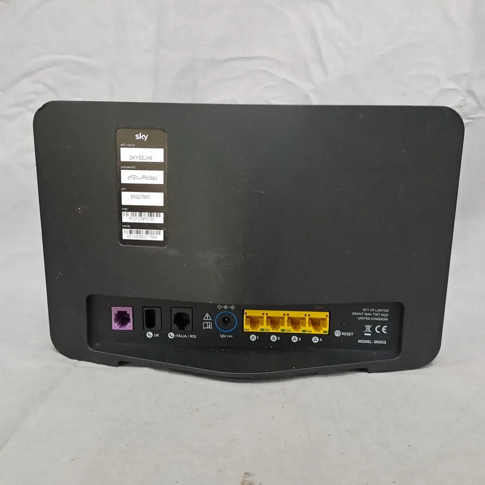 SKY SR203 ROUTER – SKY BROADBAND HUB