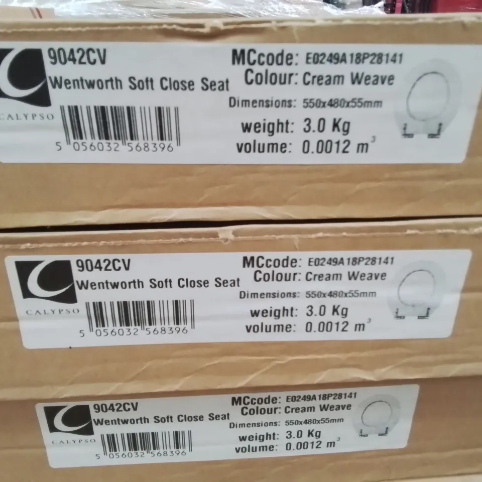 PALLET CONTAINING APPROXIMATELY 42 BOXED AS NEW WENTWORTH SOFT CLOSE SEATS IN CREAM WEAVE