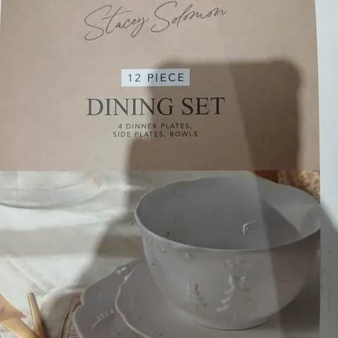 STACEY SOLOMON AT HOME 12-PIECE DINING SET – 4 DINNER PLATES, SIDE PLATES & BOWLS