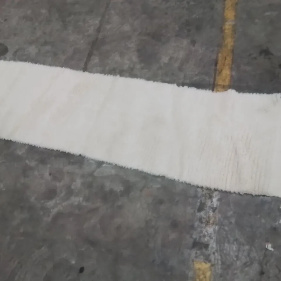 QUALITY DESIGNER AREA RUG - APPROXIMATELY 240X60CM