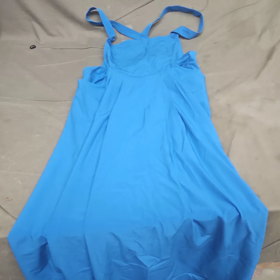 BOX OF APPROXIMATELY 20 ASSORTED CLOTHING ITEMS TO INCLUDE:  BLUE JUMPSUIT 