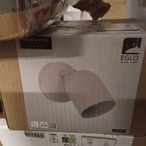 BOXED ELGO WALL LIGHT