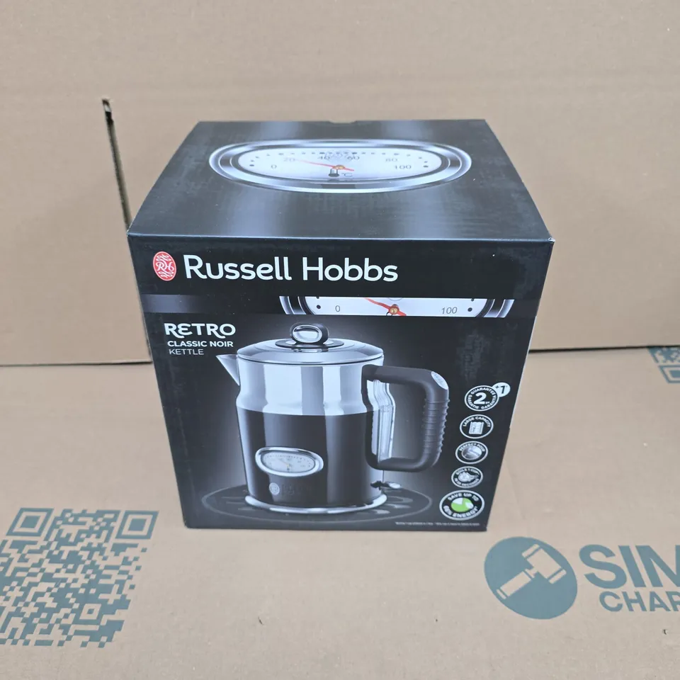 RUSSELL HOBBS RETRO NOIR KETTLE – BLACK WITH CHROME TRIM (BOXED)