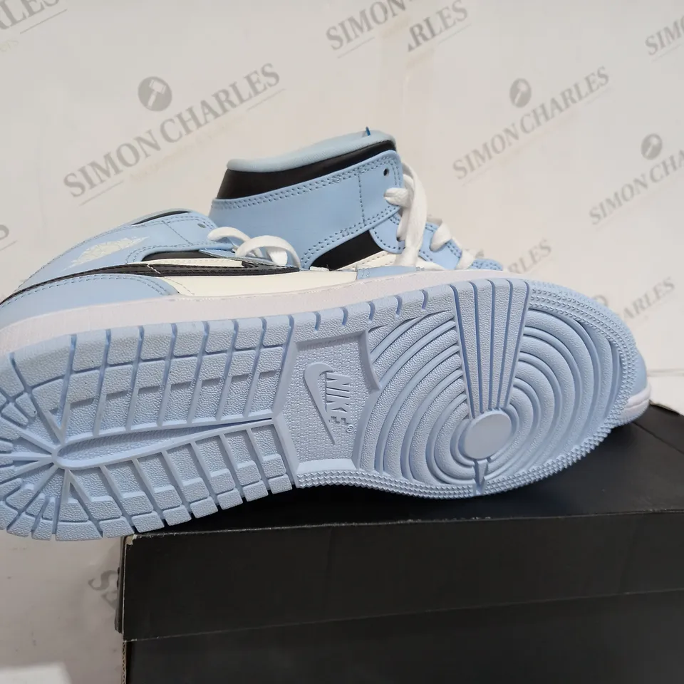 BOXED NIKE JORDAN TRAINER ICY BLUE & BLACK - UK SIZE 5 