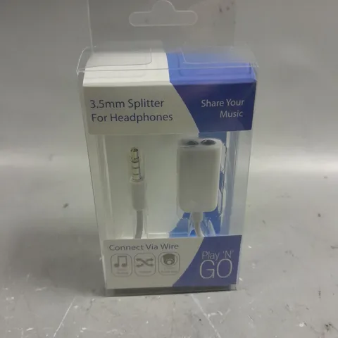 APPROXIMATELY 40 BOXED PLAY 'N' GO 3.5MM HEADPHONE SPLITTER CABLES