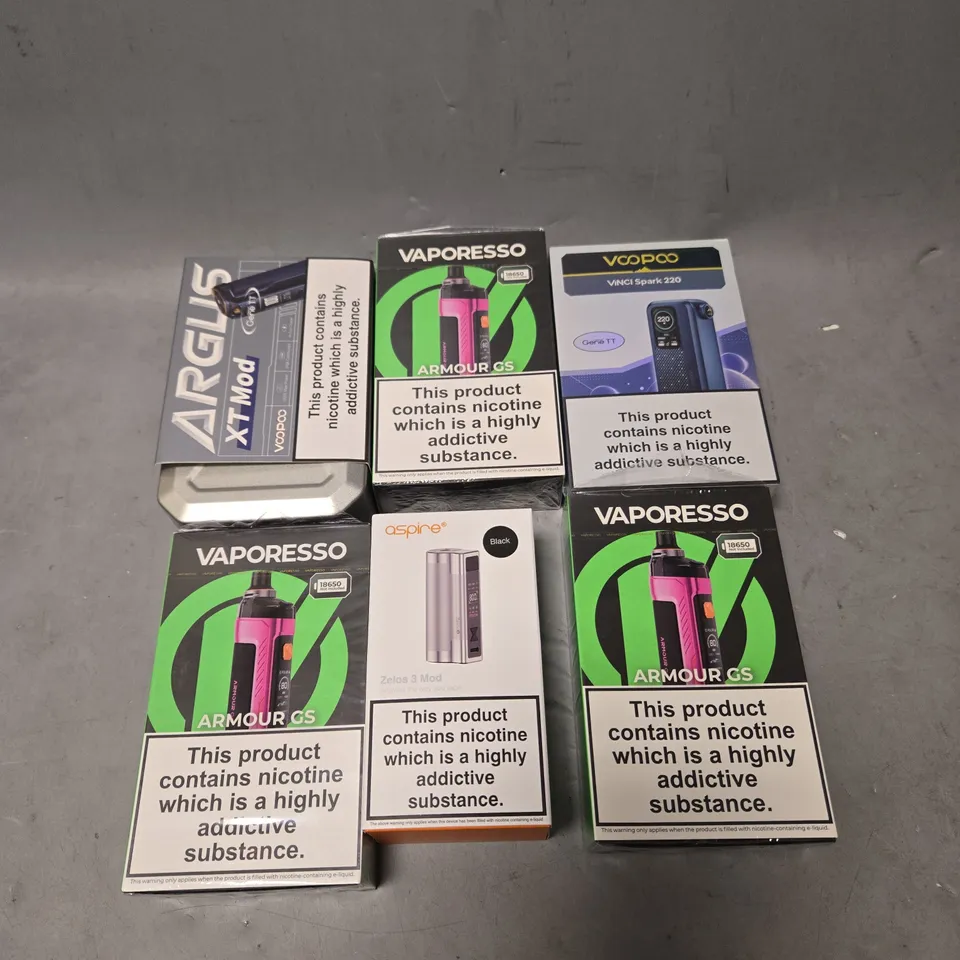 APPROXIMATELY 20 VAPES & E-CIGARETTES TO INCLUDE VAPORESSO, VOOPOO, ASPIRE ETC 