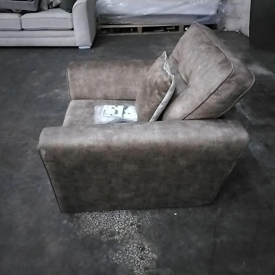 QUALITY DESIGNER AMAYA FABRIC ARMCHAIR 