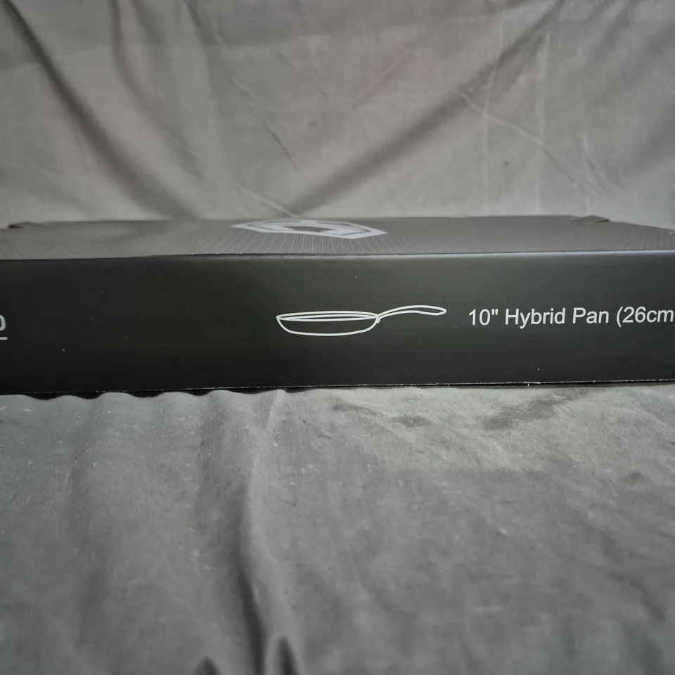 HEXCLAD 10" HYBRID PAN (26CM) WITH STORAGE BAG & ORIGINAL BOX