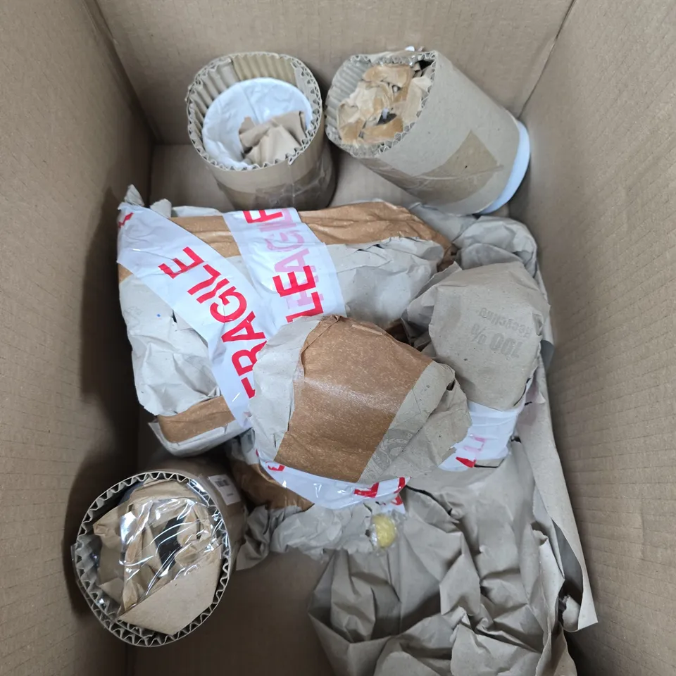 APPROXIMATELY 10 ASSORTED HOUSEHOLD PRODUCTS TO INCLUDE WATER BOTTLE, CANDLE, BRASS FORKS ETC 