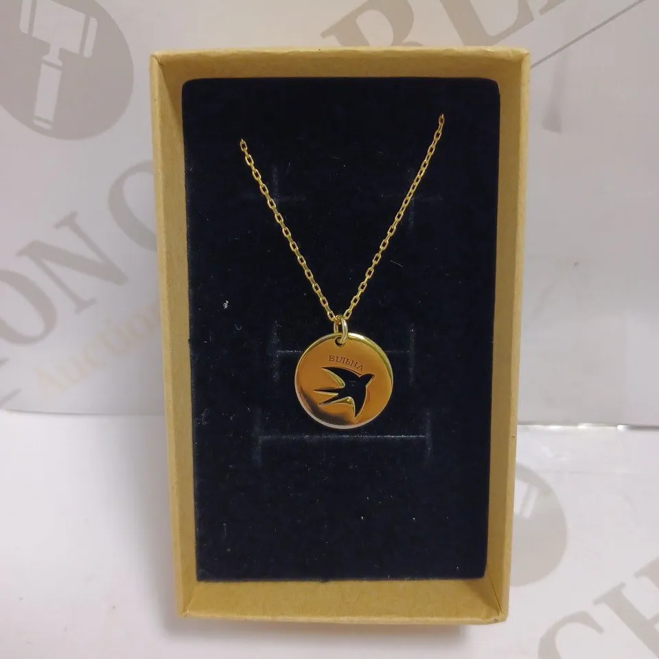 GOLD EFFECT NECKLACE WITH SWALLOW PENDANT