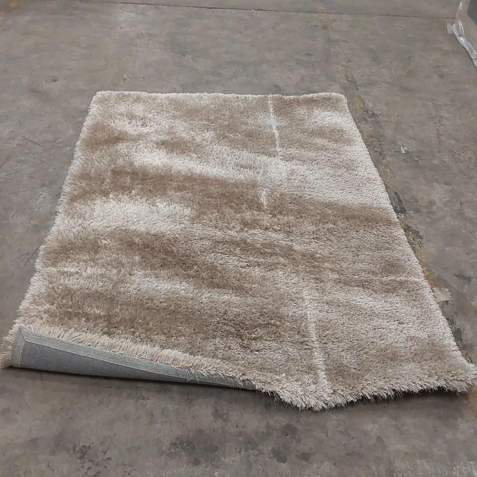 QUALITY DESIGNER AREA RUG - APPROXIMATELY 230 x 160cm