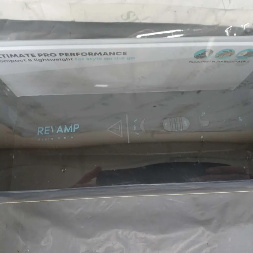 REVAMP LIBERATE CORDLESS CERAMIC COMPACT STRAIGHTENER