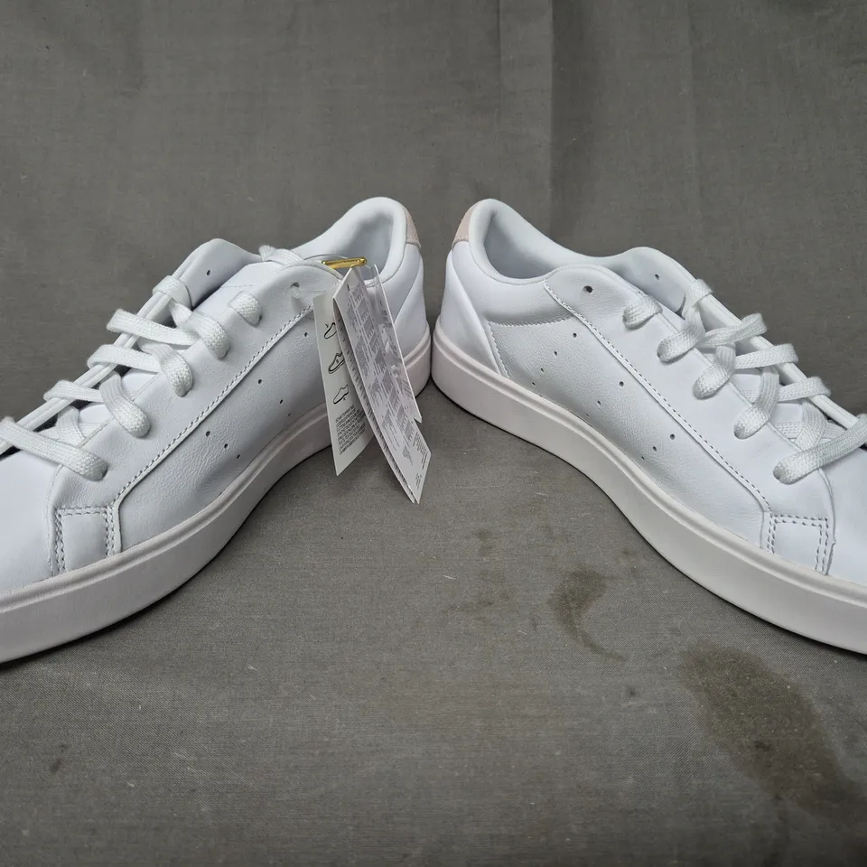 BRAND NEW BOXED PAIR OF ADIDAS WOMEN'S SLEEK SHOES IN WHITE UK SIZE 8