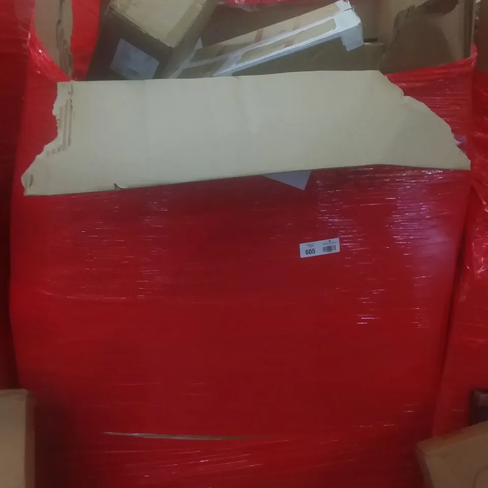 PALLET OF ASSORTED ITEMS INCLUDING TOILET SEAT, SEVILLE PULL-OUT MIXER, SUPERFIT CIRCLE, GAMING KEYBOARD