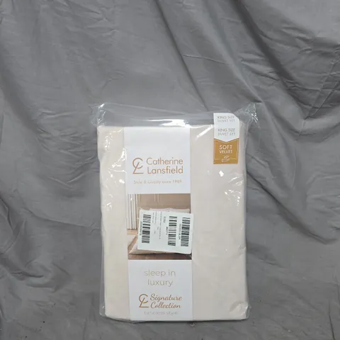 CATHERINE LANSFIELD KING SIZE DUVET SET – SOFT VELVET, SIGNATURE COLLECTION