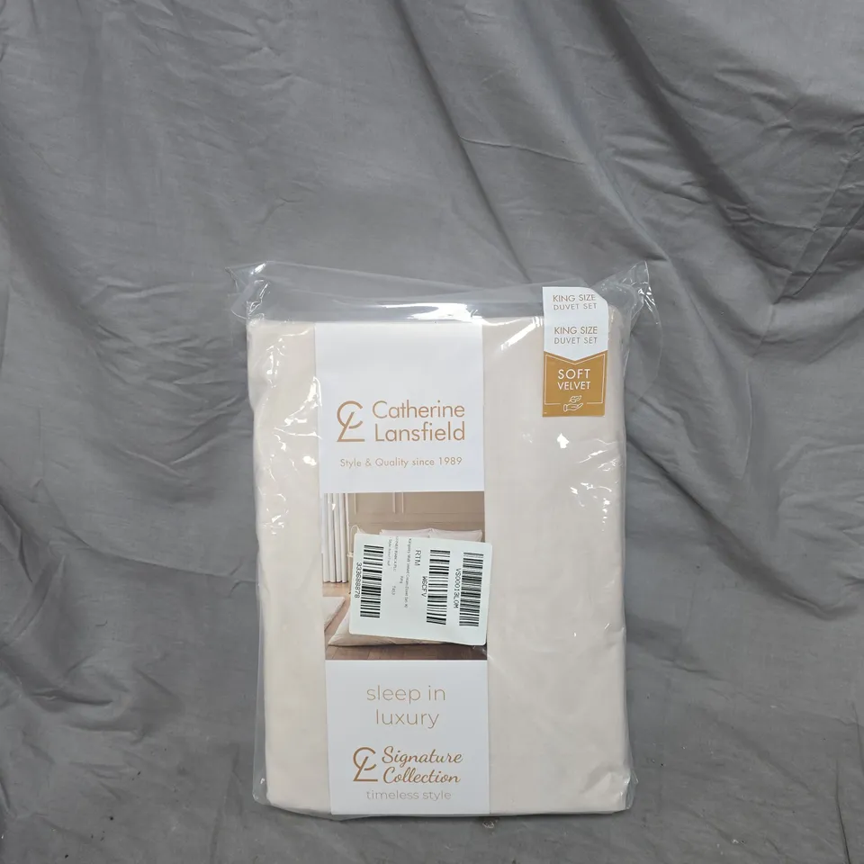 CATHERINE LANSFIELD KING SIZE DUVET SET – SOFT VELVET, SIGNATURE COLLECTION