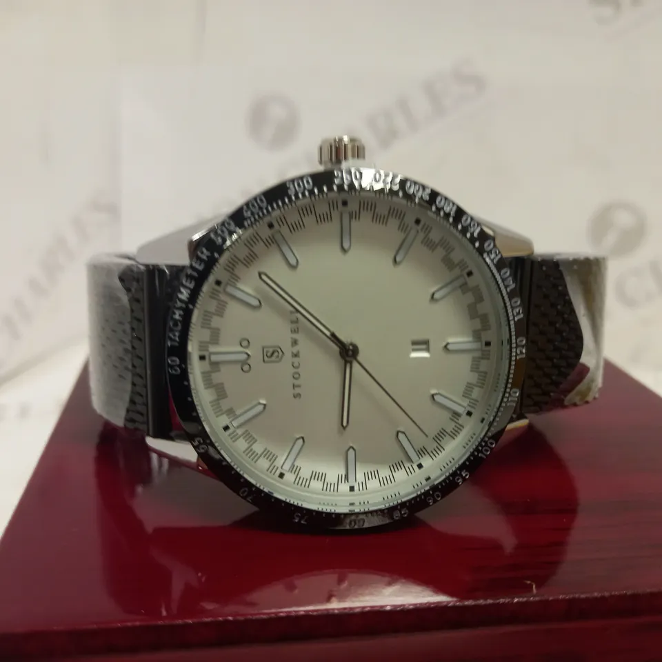 STOCKWELL DATE DIAL MESH STRAP WRISTWATCH RRP £650