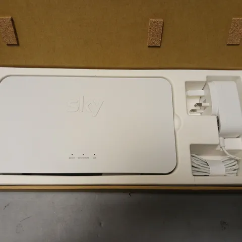 BOXED SKY SE210A NETWORK BOOSTER