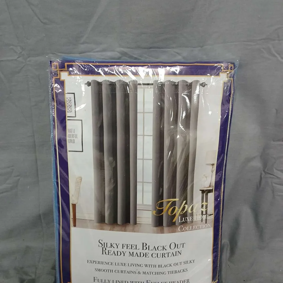 BOX OF APPROX 8 TOPAZ LUXE HOME COLLECTION SILKY FEEL BLACK OUT READY MADE CURTAINS