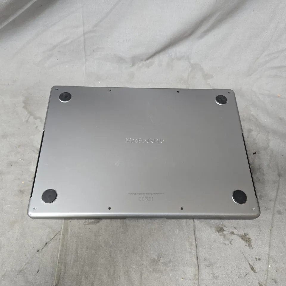 APPLE MACBOOK PRO SPACE GRAY LAPTOP – BOXED (M3 2023)