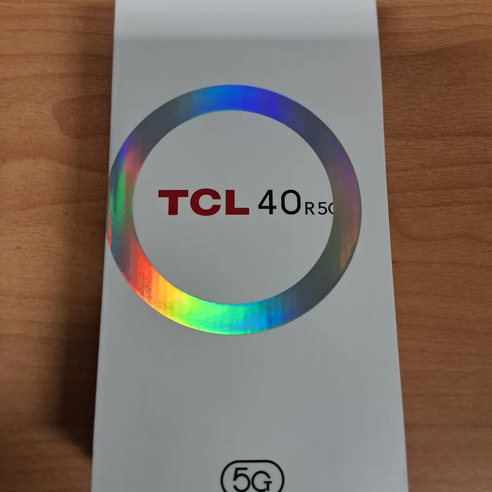 BOXED TCL 40 R5G IN STARLIGHT BLACK - T771K