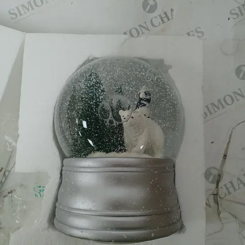 BOXED OUTLET SANTA EXPRESS CHRISTMAS CHARACTER MUSICAL WATER SPINNER - POLAR BEAR