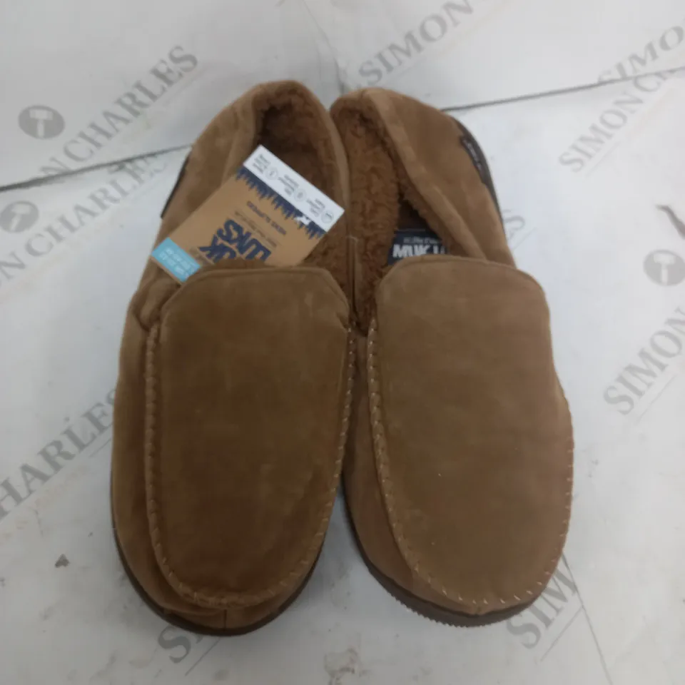 MOCCASIN SLIPPER CARAMEL SIZE LARGE