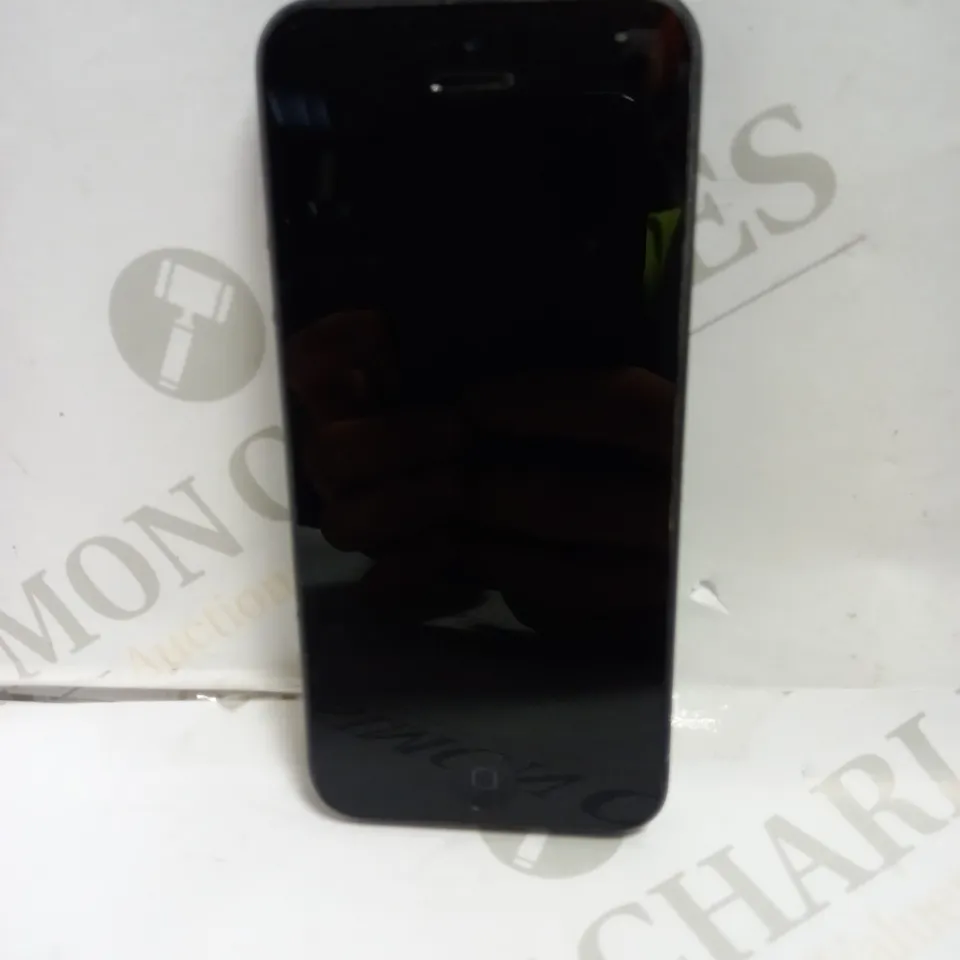 APPLE IPHONE 5 (A1429) SMARTPHONE