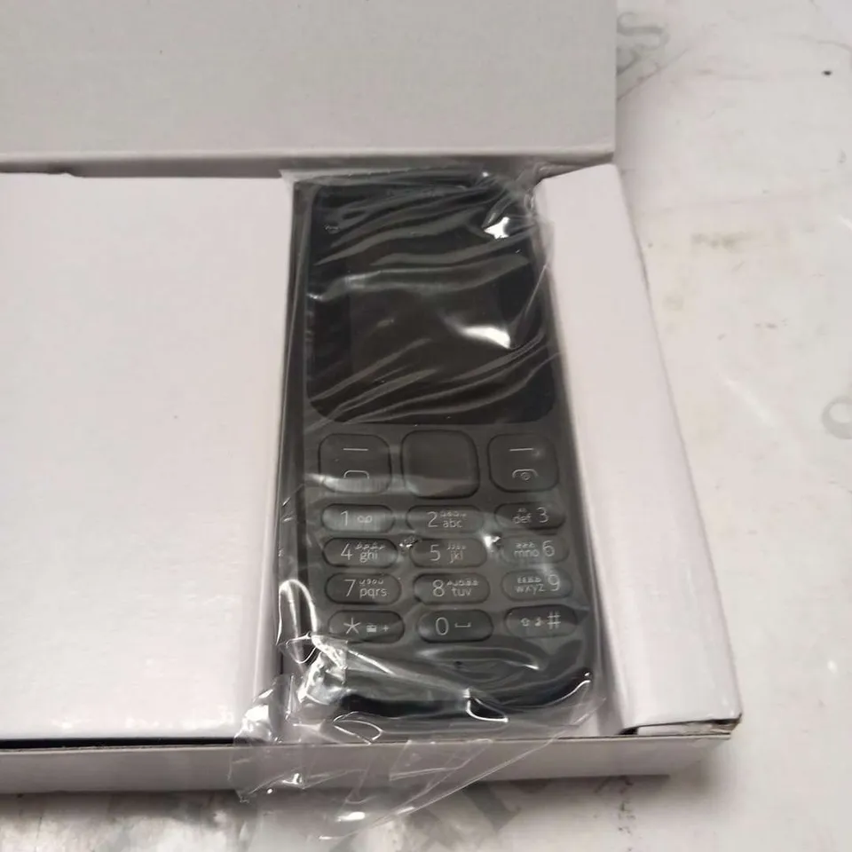 BOXED NOKIA 105 MOBILE PHONE