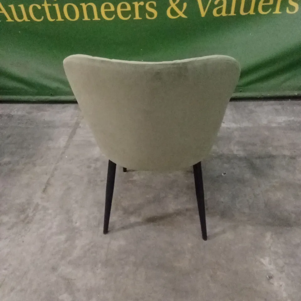 DESIGNER GREEN DIAMOND STITCH VELVET DINING CHAIR