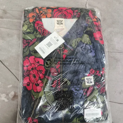 BAGGED LUCY & YAK RAGAN JUMPSUIT IN GREEN MUTLI - 16P