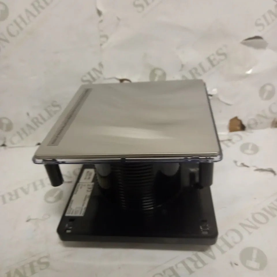 KNIGHTSBRIDGE EX004H LED BACKLIT EXTRACTOR FAN 