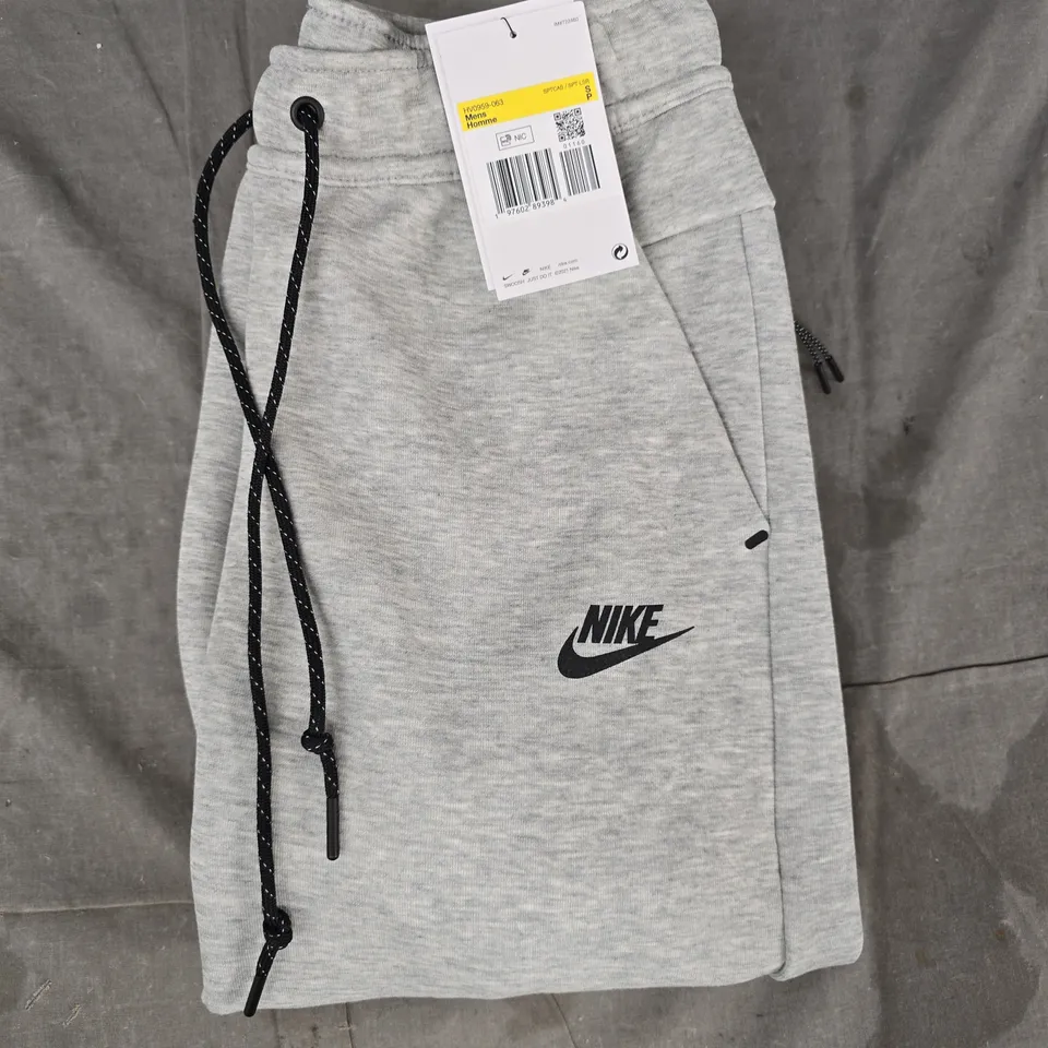NIKE JOGGERS IN GREY SIZE SMALL