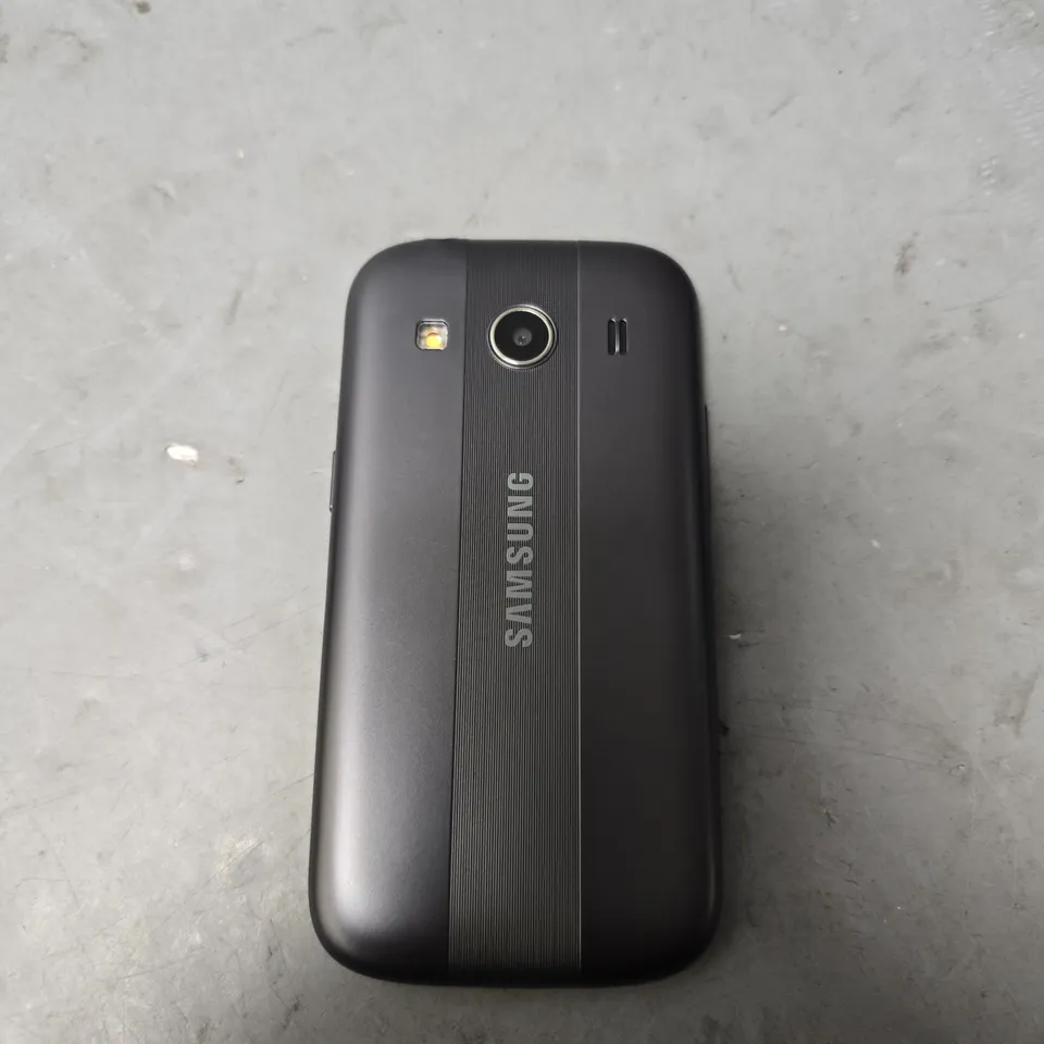 SAMSUNG MOBILE PHONE - MODEL UNSPECIFIED 