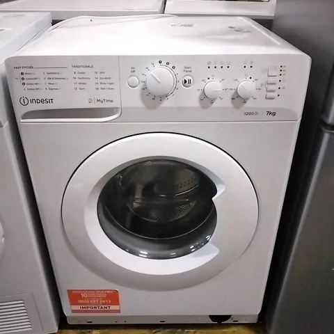 INDESIT 7KG FREESTANDING WASHING MACHINE IN WHITE - MTWC71252