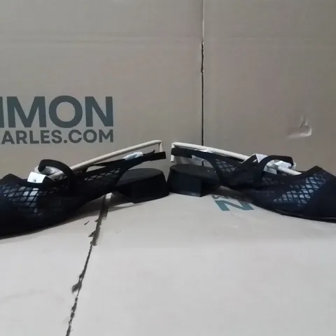 BOXED BRAND NEW APPROXIMATELY 7 SIMPLY BE JUPITER EXTRA WIDE SHOES BLACK SIZE 8