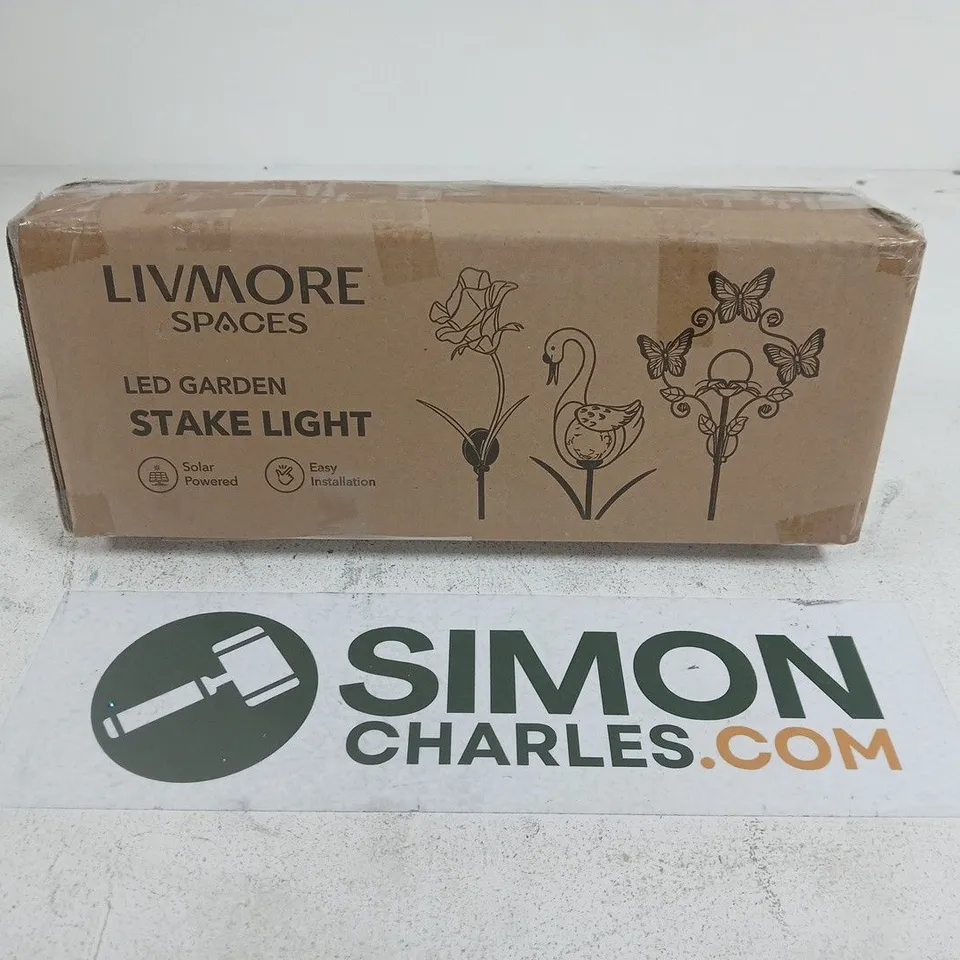 LIVMORE SPACES LED GARDEN STAKE LIGHT 