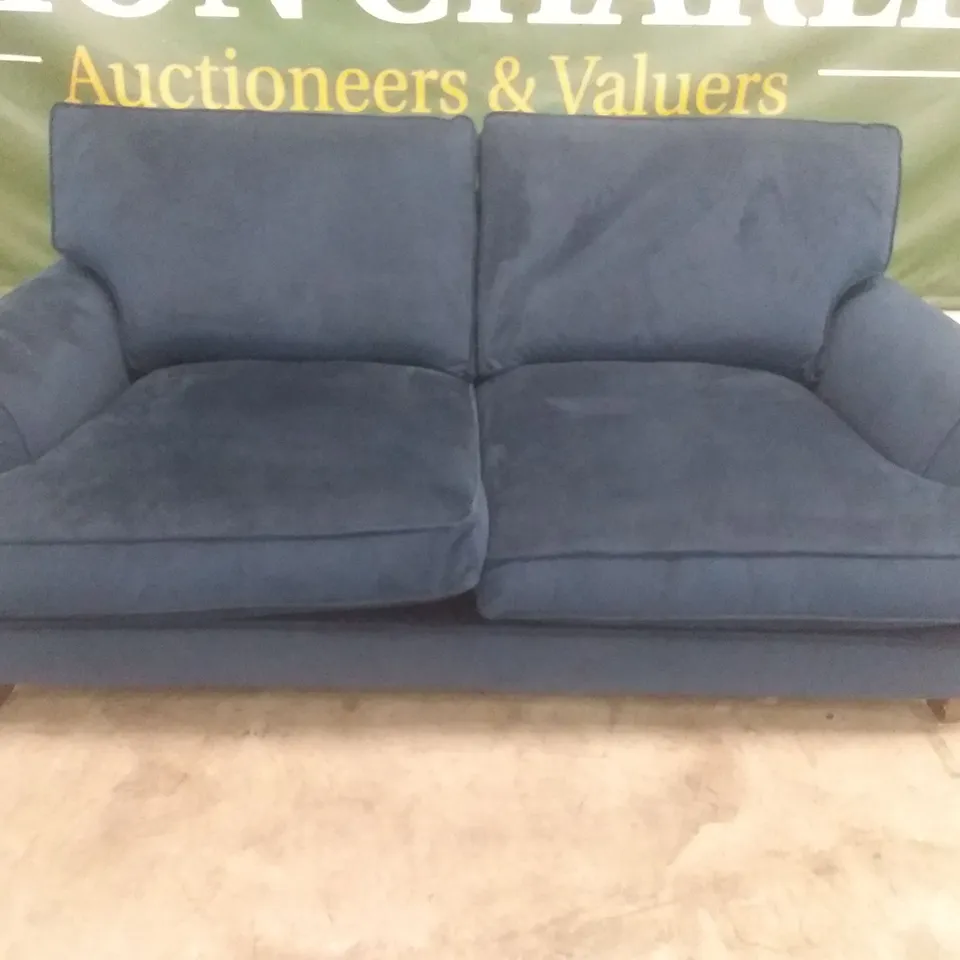 QUALITY BRITISH DESIGNER LOUNGE CO. 2 SEATER DARK BLUE PLUSH FABRIC 