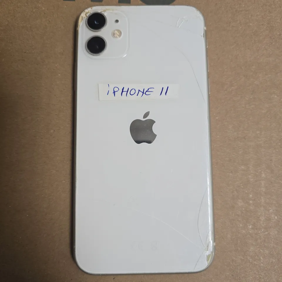 APPLE IPHONE 11