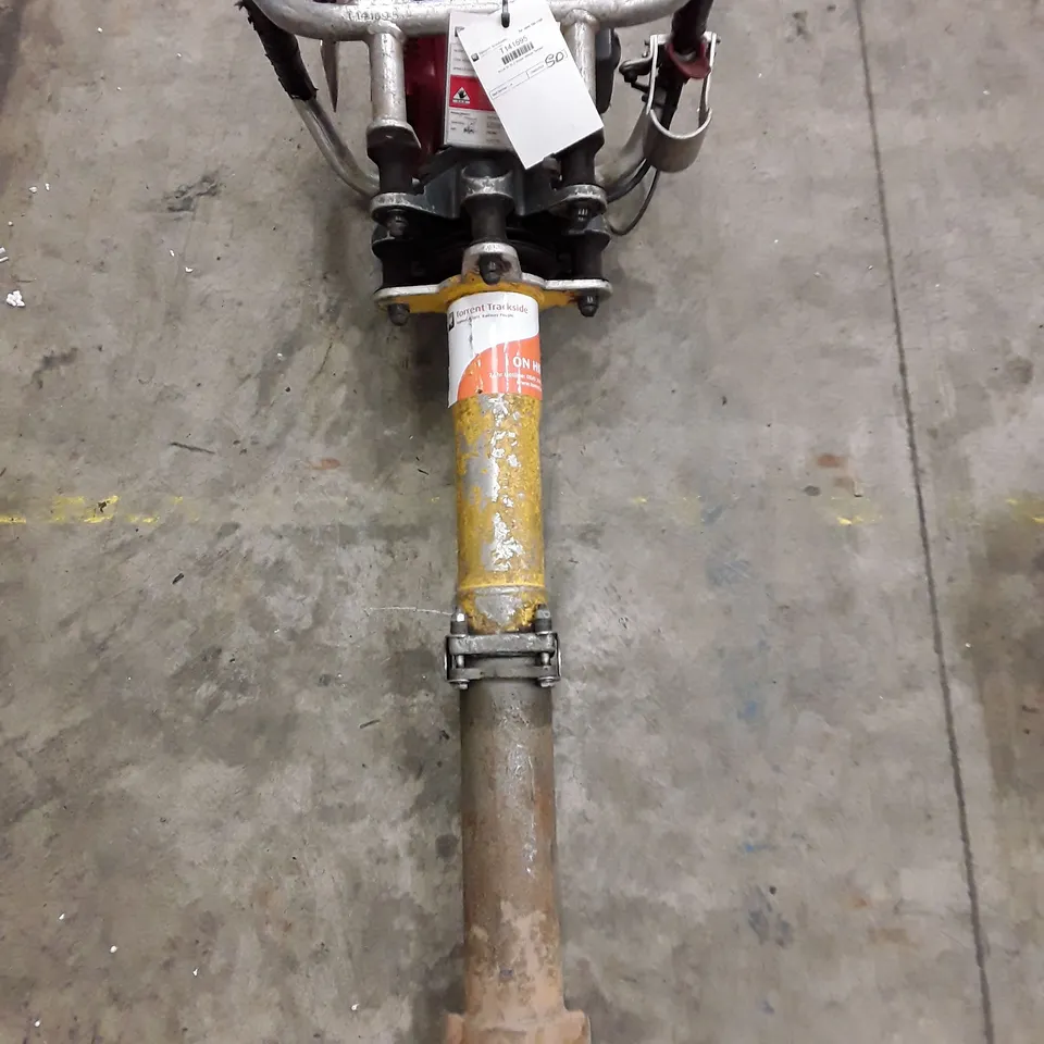 ROBEL 2 STROKE VERTICAL TAMPER