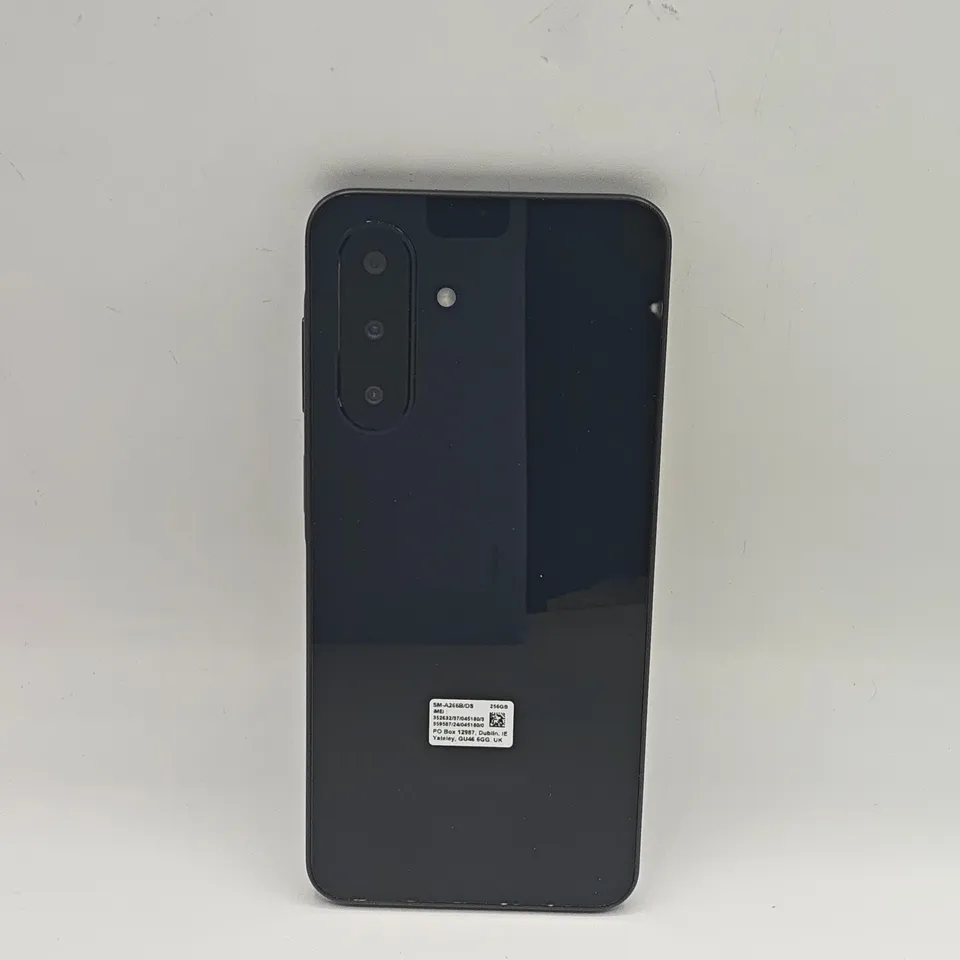BOXED SAMSUNG GALAXY A26 5G 8/256GB IN BLACK - SM-A266B