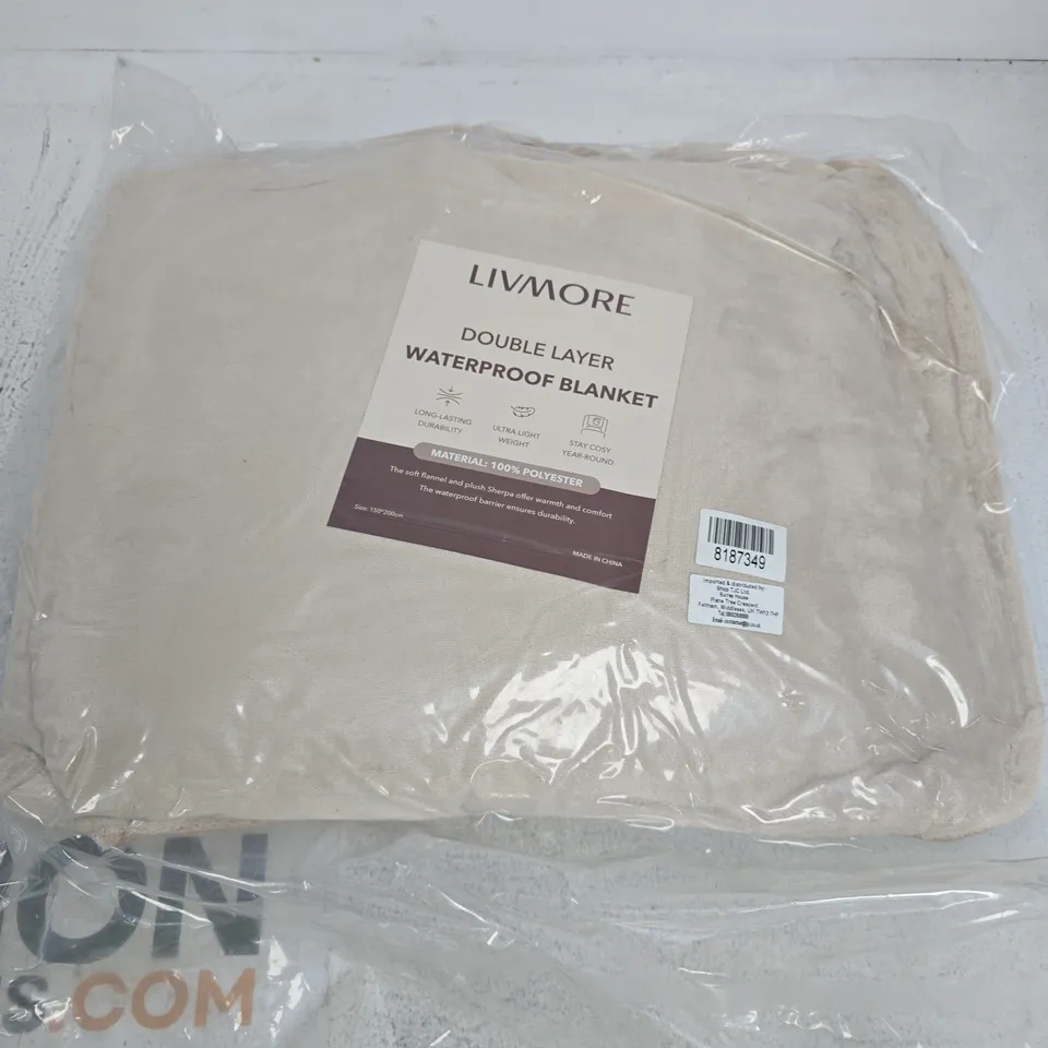 LIVMORE DOUBLE LAYER WATERPROOF BLANKET – BEIGE, 150X200CM