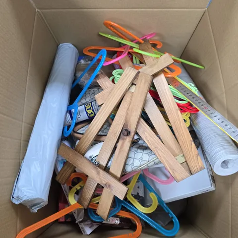 MIXED ASSORTED BOX OF RANDOM HOUSEHOLD ITEMS