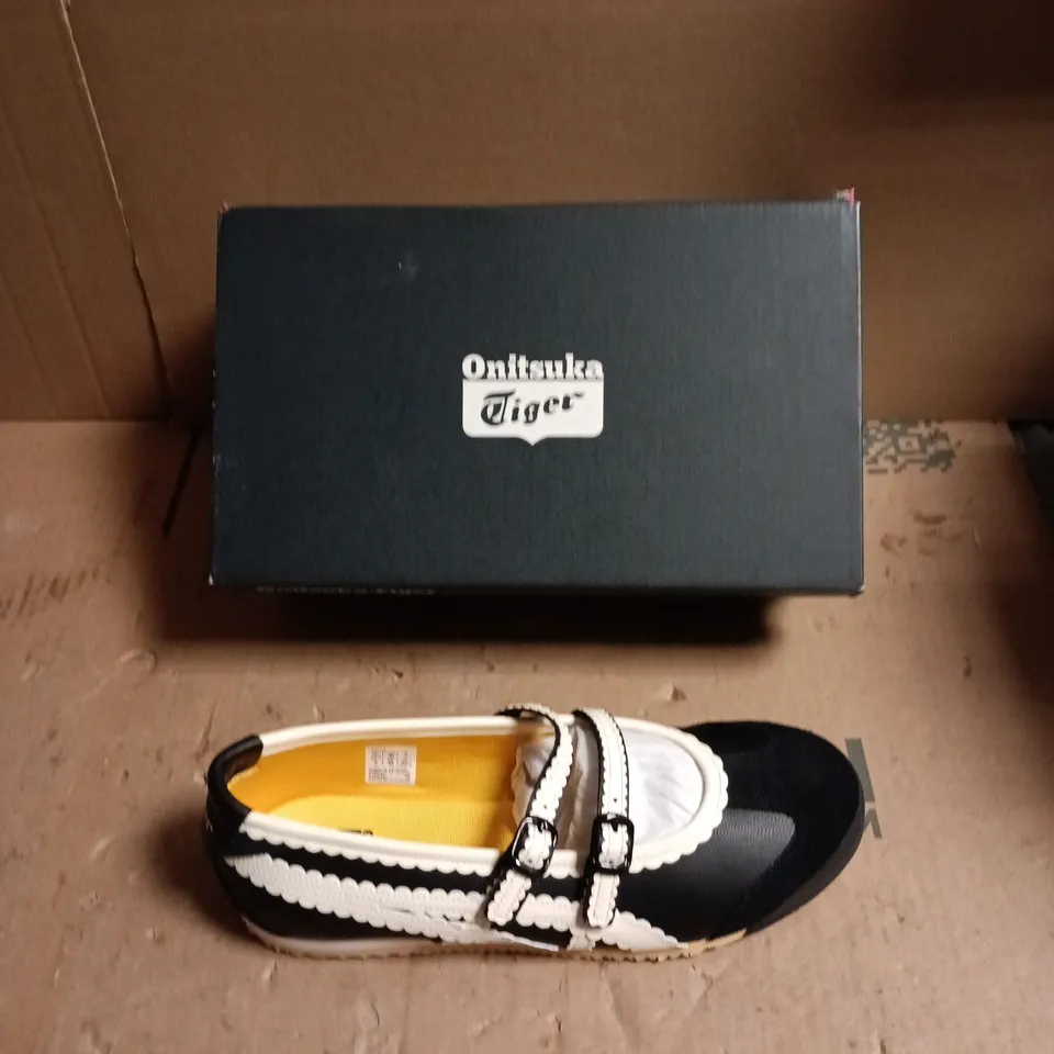 ONITSUKA TIGER WOMEN'S SHOES – BLACK/WHITE BUCKLE STRAPS - UK SIZE 5 