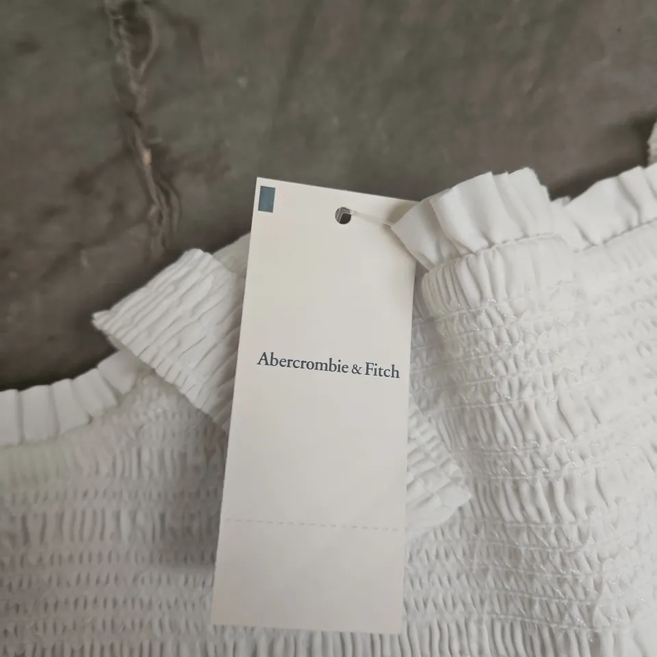 ABERCROMBIE & FITCH WHITE SMOCKED TOP – SMALL
