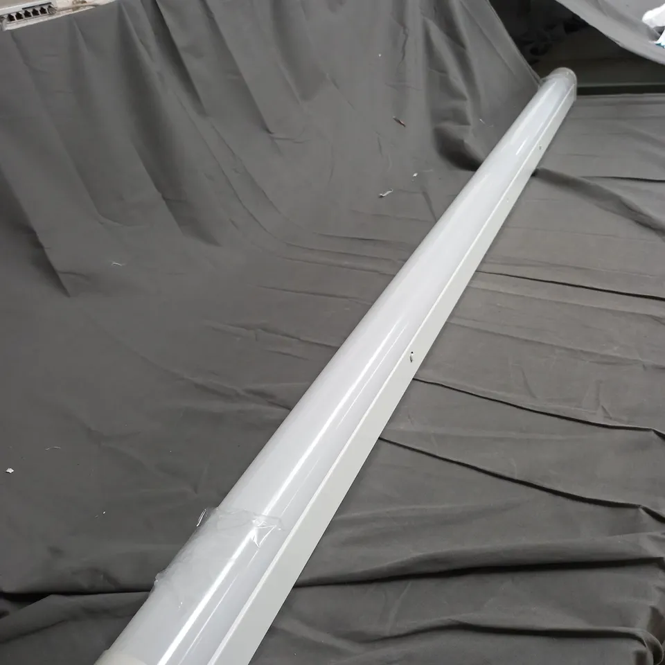 LUXNA LED BATTEN - 5FT SINGLE - COLLECTION ONLY 