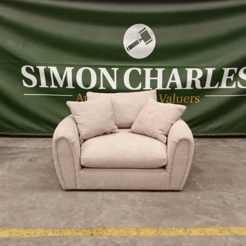 NEC BILLOW LARGE FABRIC LOVE SEAT