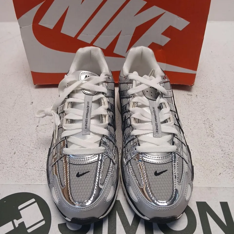 NIKE P-6000 METALLIC SILVER TRAINERS – UK 8