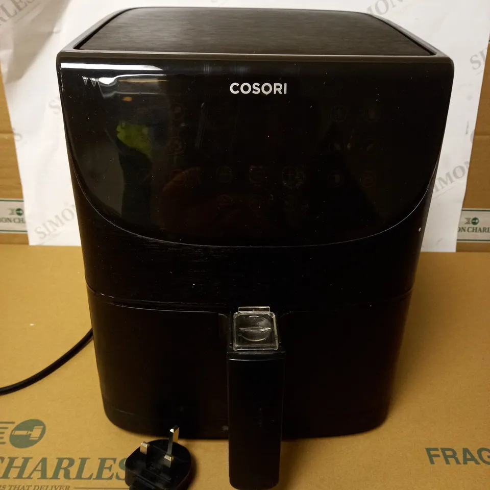 COSORI ELECTRIC HOT AIR FRYER 